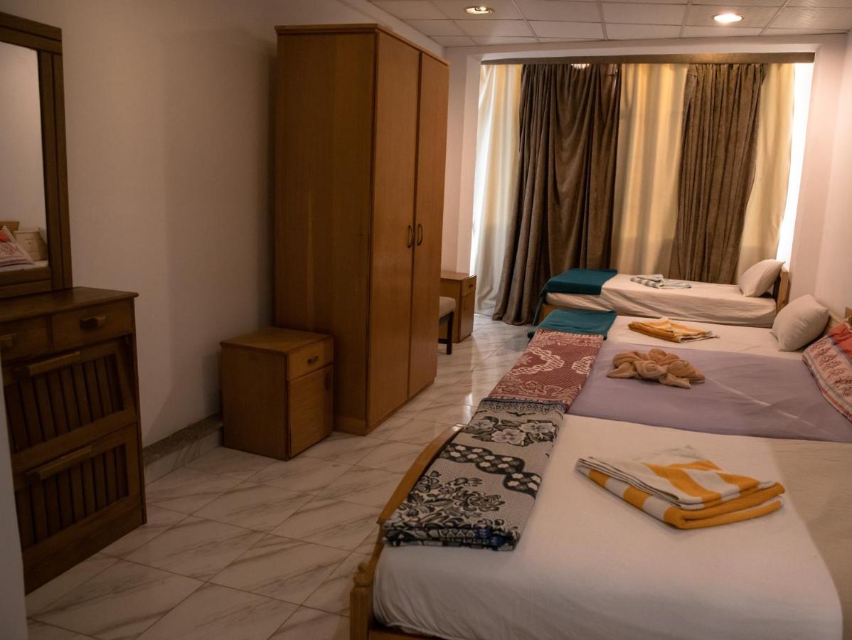 Station House Apartamento Dahab Exterior foto
